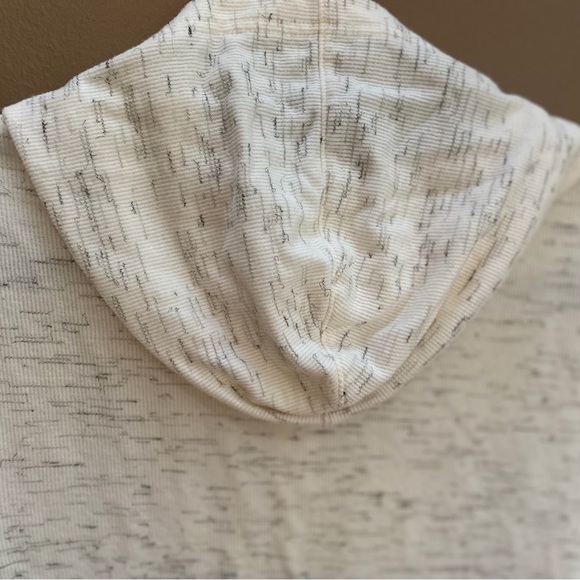 🎻Youth Size 12/14 Cat & Jack Hooded Long Sleeve Buttoned Pocket Shirt🎻 - Picture 7 of 8